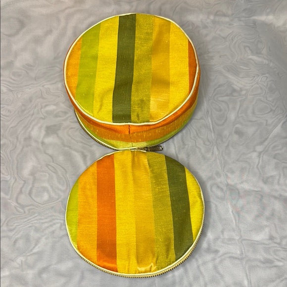 Antique Jewelry Travel Pouch by The Galante Studio - Picture 5 of 7